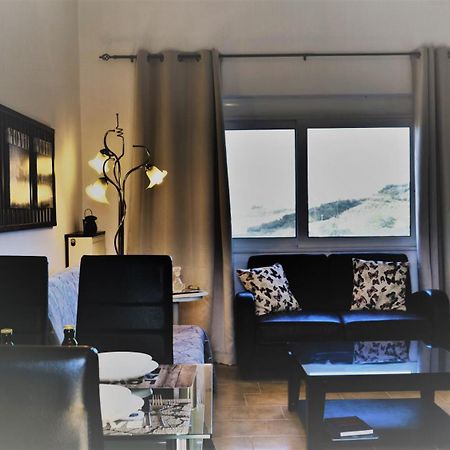 Thea Apartment Agia Marina 外观 照片