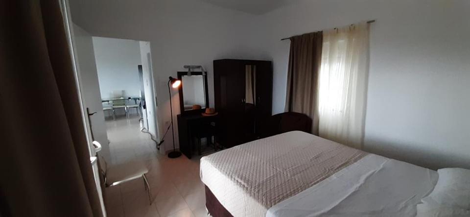 Thea Apartment Agia Marina 外观 照片