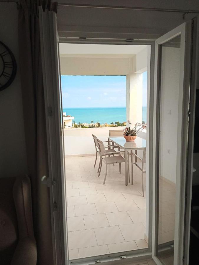 Thea Apartment Agia Marina 外观 照片