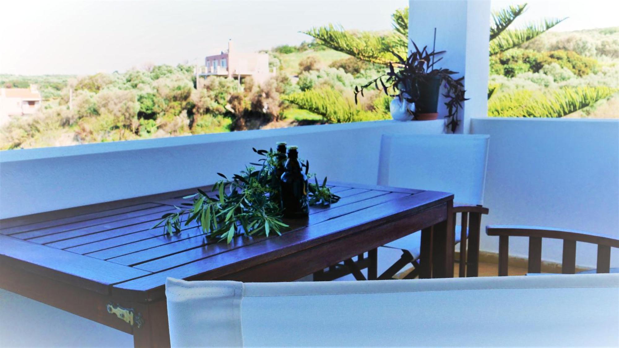 Thea Apartment Agia Marina 外观 照片