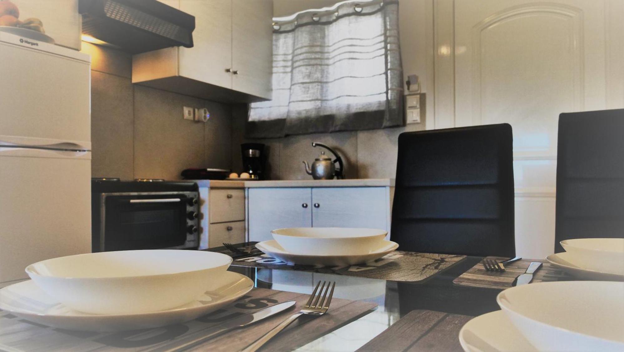 Thea Apartment Agia Marina 外观 照片