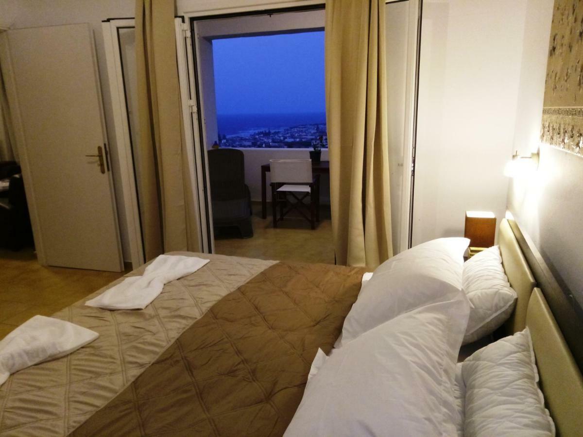 Thea Apartment Agia Marina 外观 照片