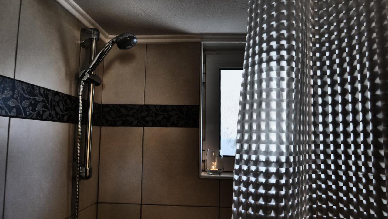 Thea Apartment Agia Marina 外观 照片