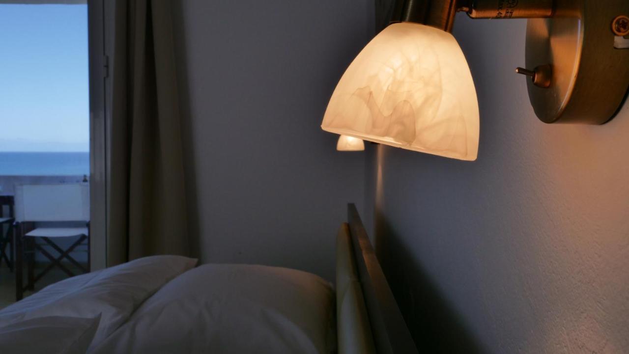 Thea Apartment Agia Marina 外观 照片
